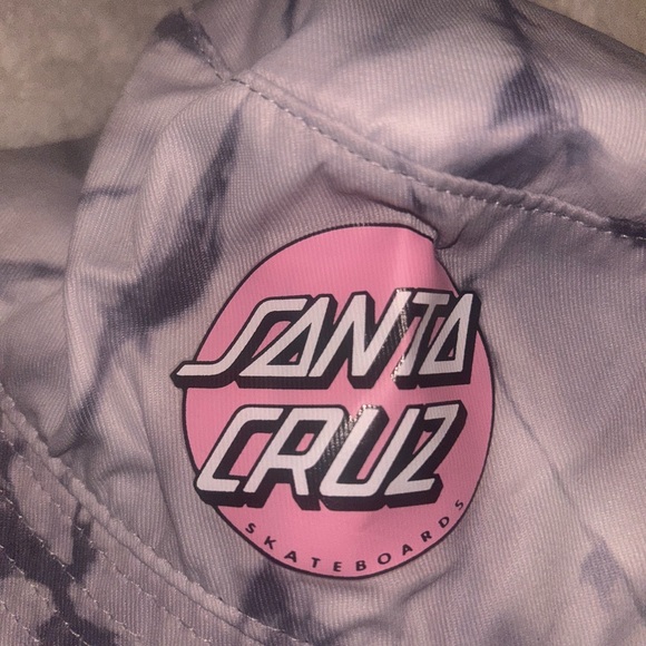 Santa Cruz Gray and Pink Logo Bucket Hat - Picture 4 of 4